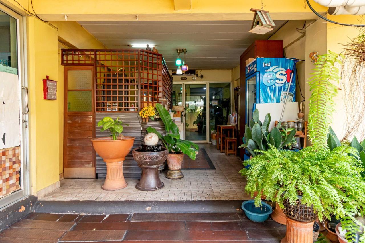 Benjaratch Boutique Apartment Bangkok Esterno foto